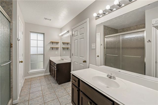 1303 Mullins Loop N, College Station, TX 77845