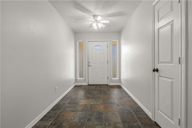 1303 Mullins Loop N, College Station, TX 77845