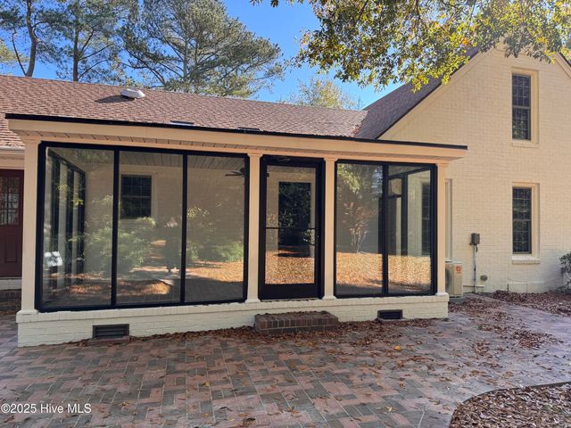 101 Forest Drive, Clinton, NC 28328