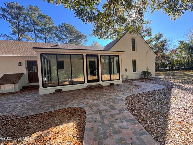 101 Forest Drive, Clinton, NC 28328