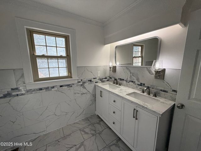 101 Forest Drive, Clinton, NC 28328