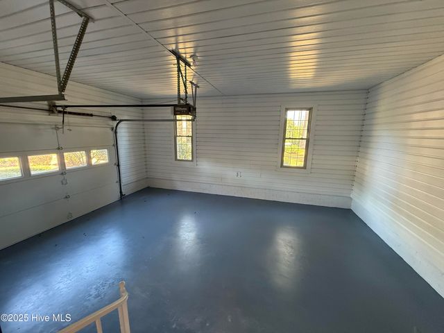 101 Forest Drive, Clinton, NC 28328