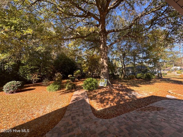 101 Forest Drive, Clinton, NC 28328