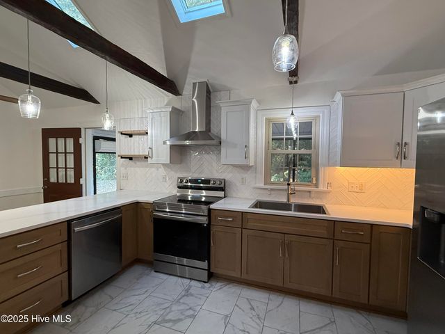 101 Forest Drive, Clinton, NC 28328