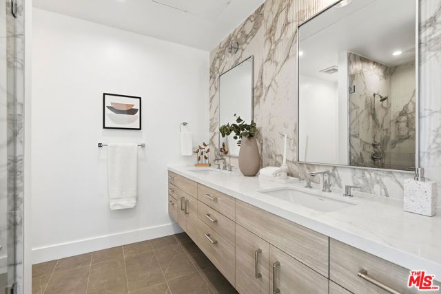 4095 Sawtelle Boulevard D, Culver City, CA 90066