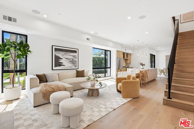 4095 Sawtelle Boulevard D, Culver City, CA 90066