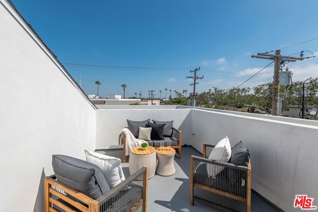 4095 Sawtelle Boulevard D, Culver City, CA 90066