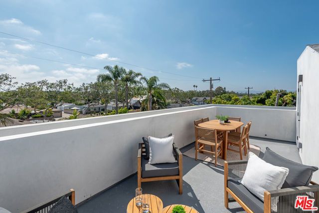 4095 Sawtelle Boulevard D, Culver City, CA 90066