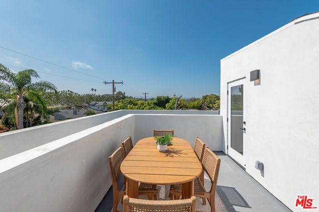4095 Sawtelle Boulevard D, Culver City, CA 90066