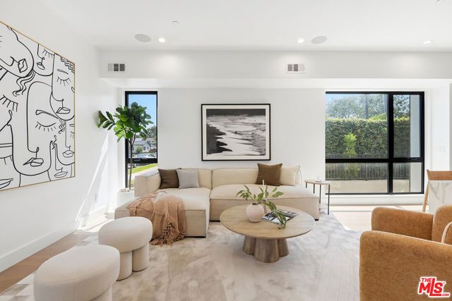 4095 Sawtelle Boulevard D, Culver City, CA 90066