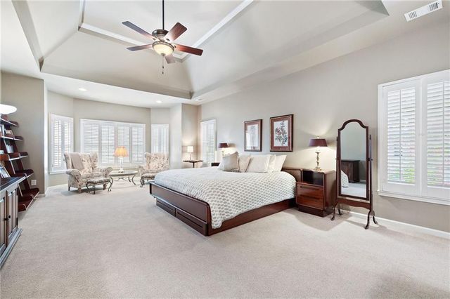 635 Vinings Estates SE Drive, Smyrna, GA 30126