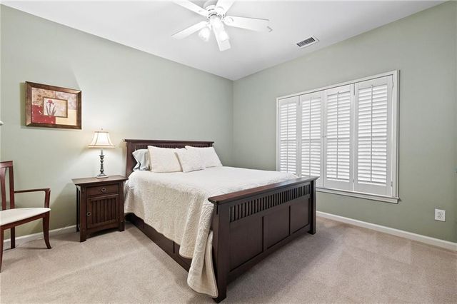 635 Vinings Estates SE Drive, Smyrna, GA 30126
