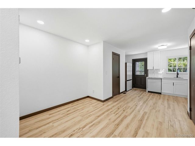 8217 S Fillmore Way, Centennial, CO 80122