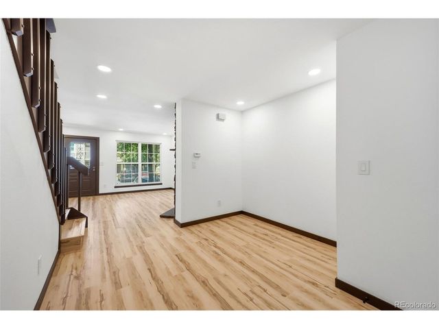 8217 S Fillmore Way, Centennial, CO 80122