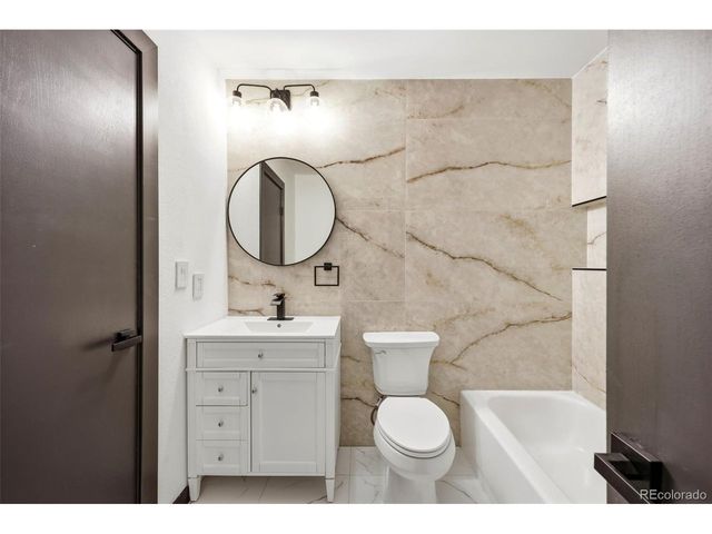 8217 S Fillmore Way, Centennial, CO 80122