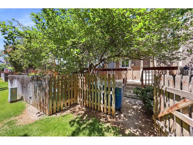 8217 S Fillmore Way, Centennial, CO 80122