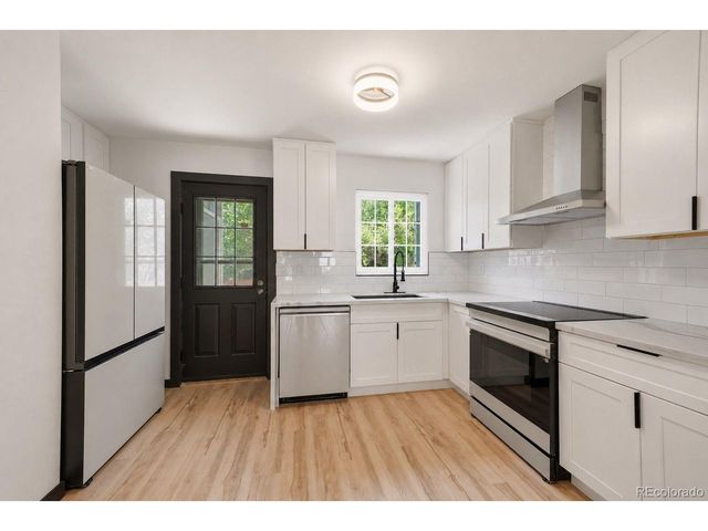 8217 S Fillmore Way, Centennial, CO 80122