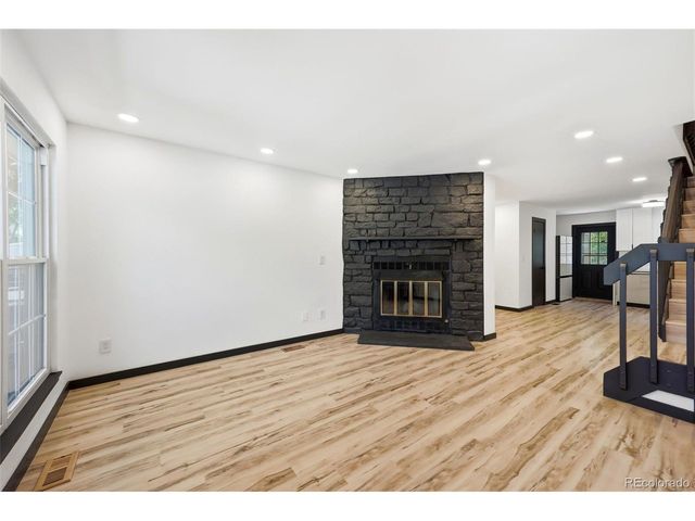 8217 S Fillmore Way, Centennial, CO 80122