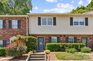2921 Heathstead Place, Charlotte, NC 28210