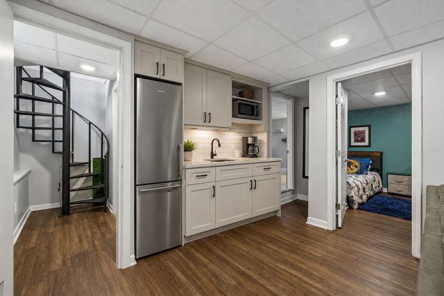 1109 Taylor Town Rd, White Bluff, TN 37187