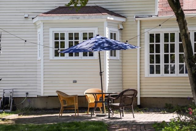 110 Cross St, Andover, MA 01810