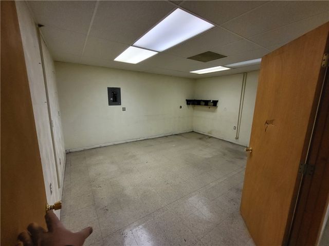 2013 Noble Street, Swissvale, PA 15218