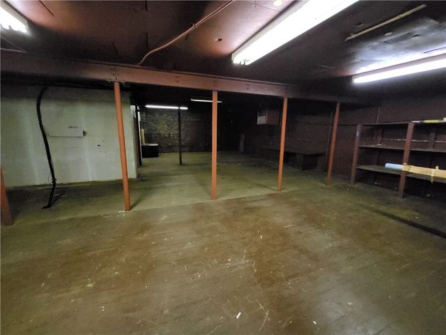 2013 Noble Street, Swissvale, PA 15218