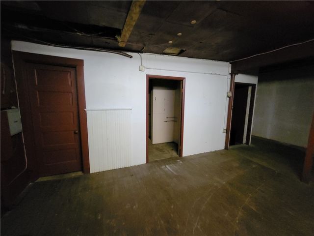 2013 Noble Street, Swissvale, PA 15218