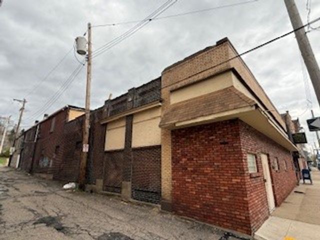 2013 Noble Street, Swissvale, PA 15218