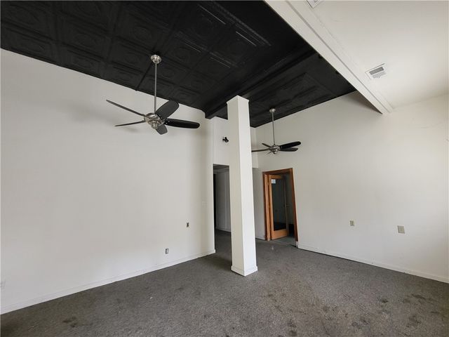 2013 Noble Street, Swissvale, PA 15218