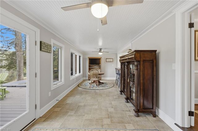 2557 Five Point CT, Virginia Beach, VA 23454