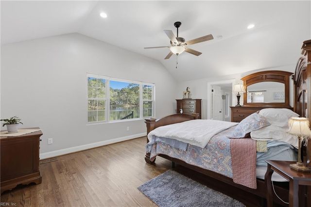 2557 Five Point CT, Virginia Beach, VA 23454