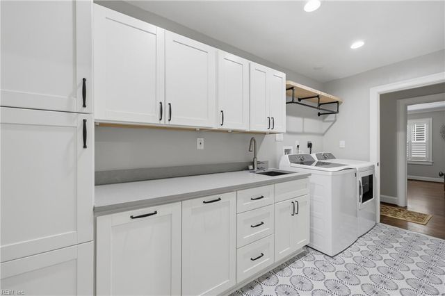 2557 Five Point CT, Virginia Beach, VA 23454