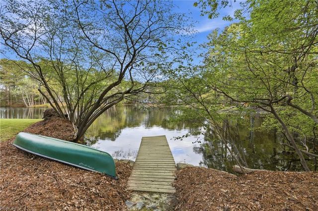 2557 Five Point CT, Virginia Beach, VA 23454