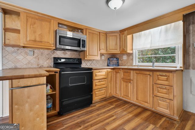 126 Elizabeth Circle, Jackson, GA 30233