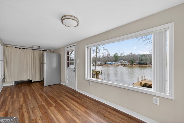 126 Elizabeth Circle, Jackson, GA 30233