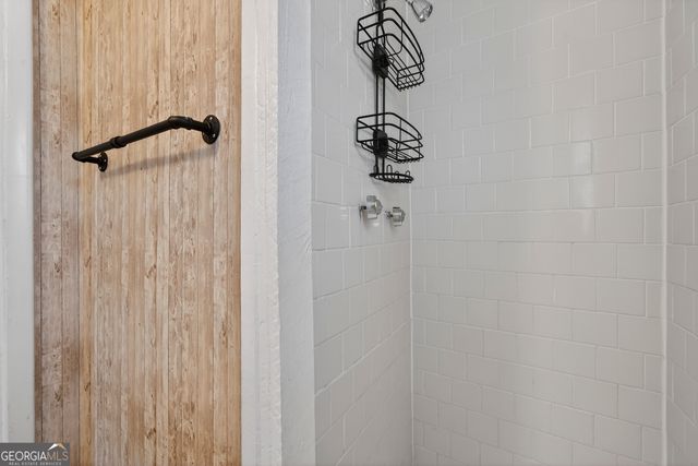 126 Elizabeth Circle, Jackson, GA 30233