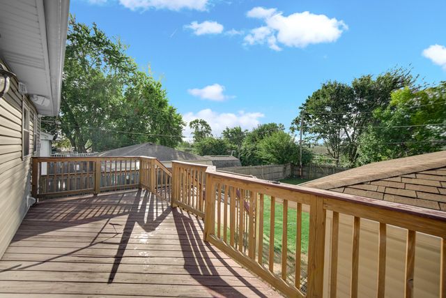 323 Karen Avenue, Romeoville, IL 60446