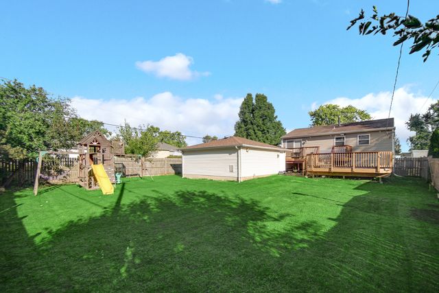 323 Karen Avenue, Romeoville, IL 60446