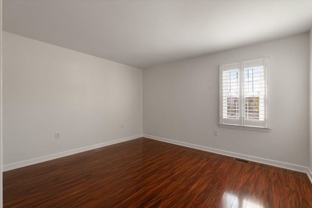 717 Mount Carmel Pl, Nashville, TN 37205