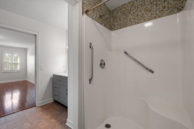 717 Mount Carmel Pl, Nashville, TN 37205