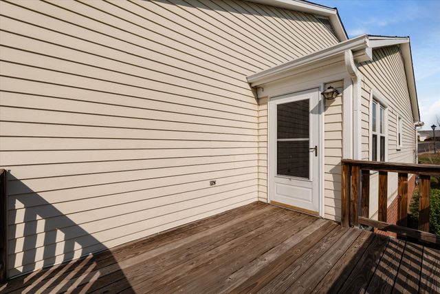 717 Mount Carmel Pl, Nashville, TN 37205