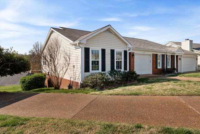 717 Mount Carmel Pl, Nashville, TN 37205