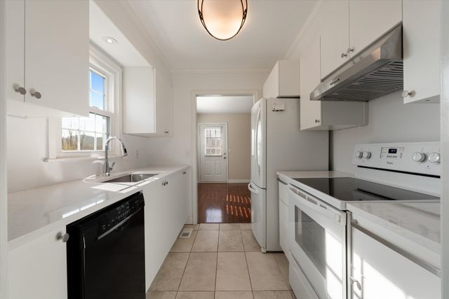 717 Mount Carmel Pl, Nashville, TN 37205