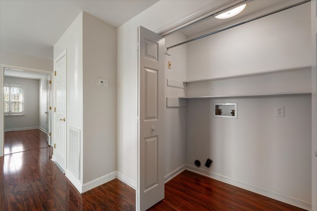 717 Mount Carmel Pl, Nashville, TN 37205