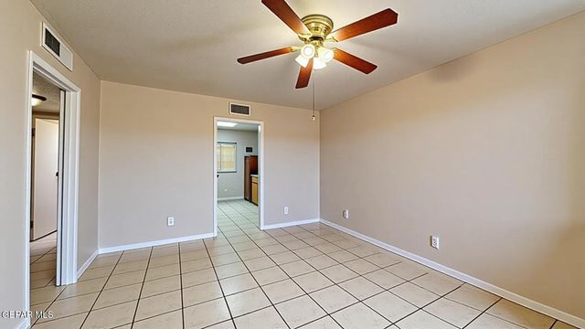 3829 MCCONNELL Avenue, El Paso, TX 79904