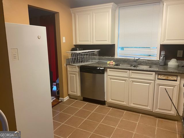 305 Fennel Way SW, Atlanta, GA 30331