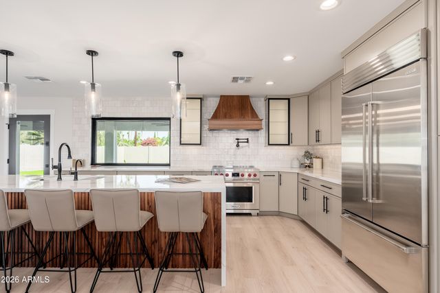 13634 N 51ST Place, Scottsdale, AZ 85254