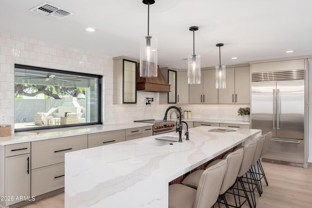 13634 N 51ST Place, Scottsdale, AZ 85254