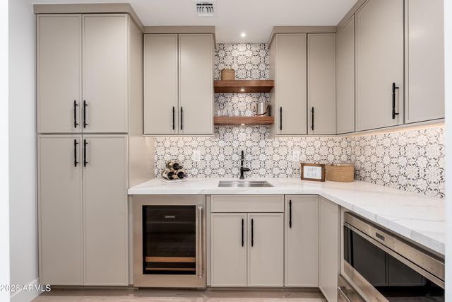 13634 N 51ST Place, Scottsdale, AZ 85254